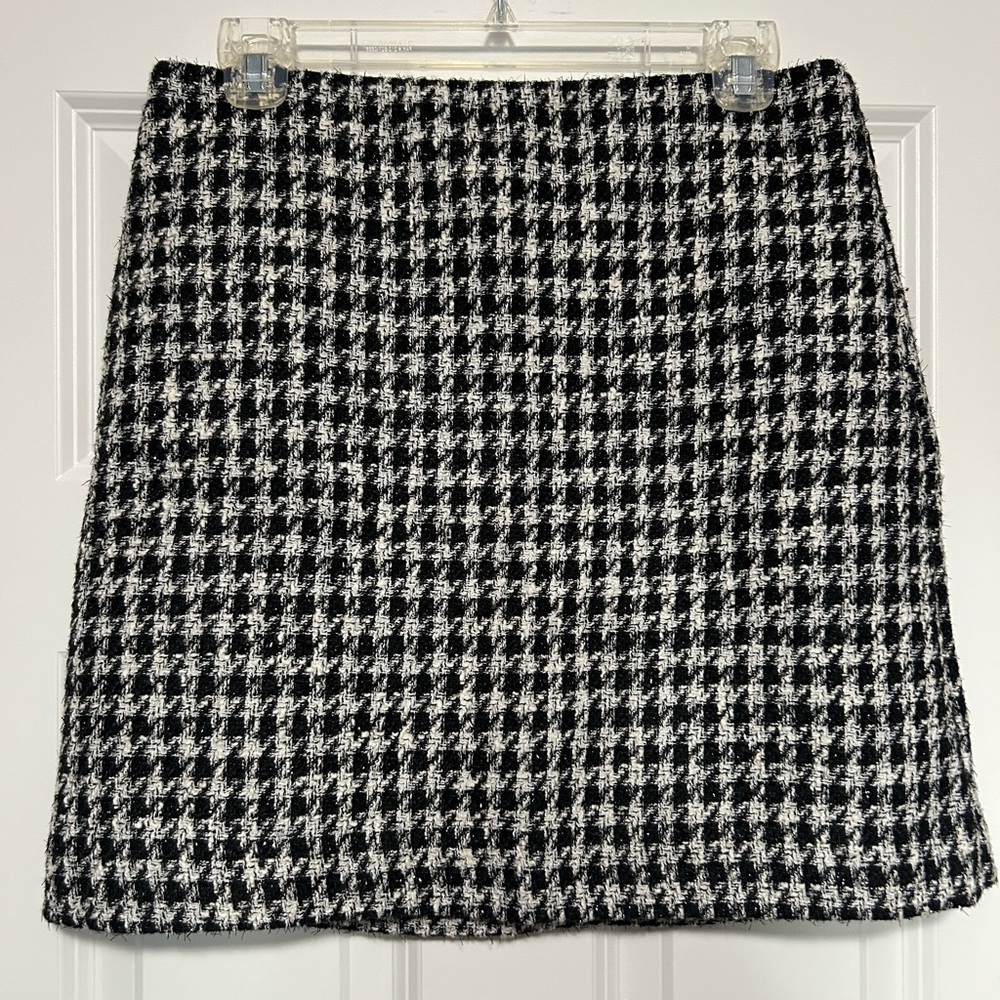 Loft tweed houndstooth skirt NWT